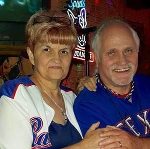 Meet your Posher, Dena